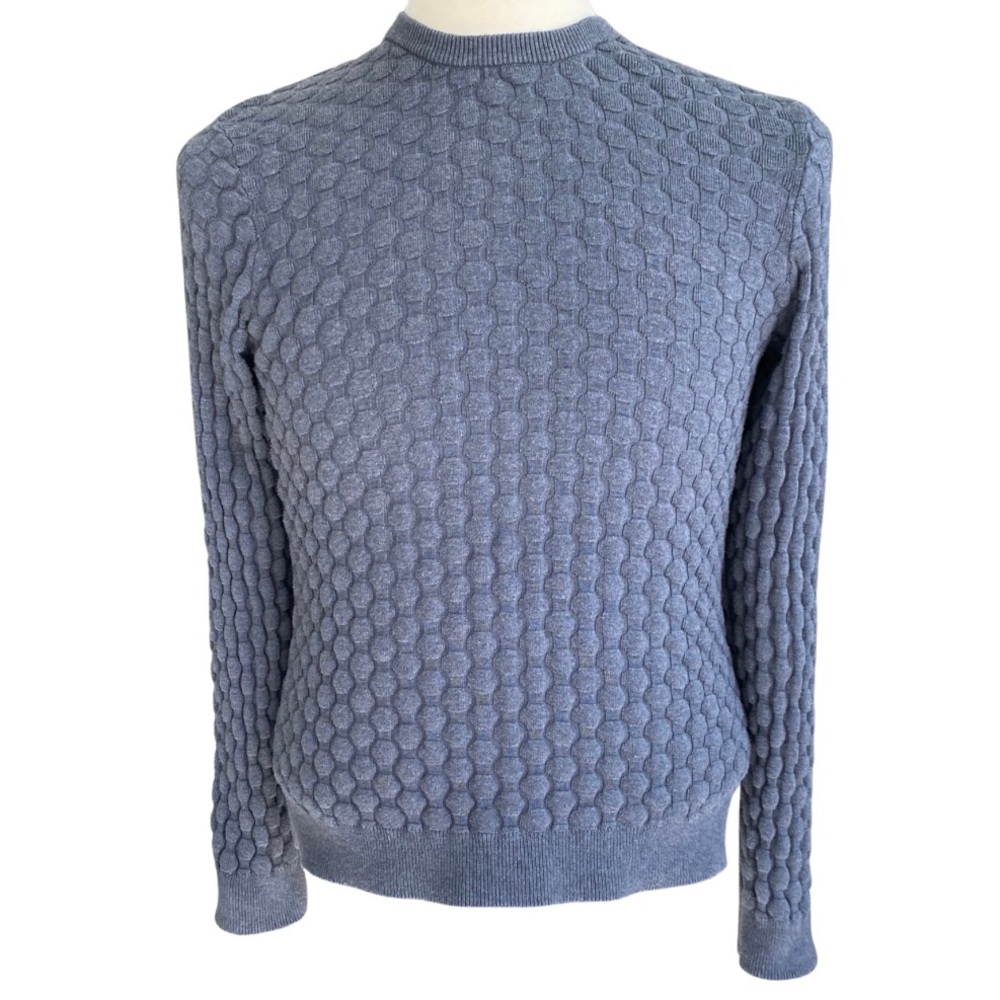 H&M cozy gray textured knit pullover crewneck sweater. Men's size S